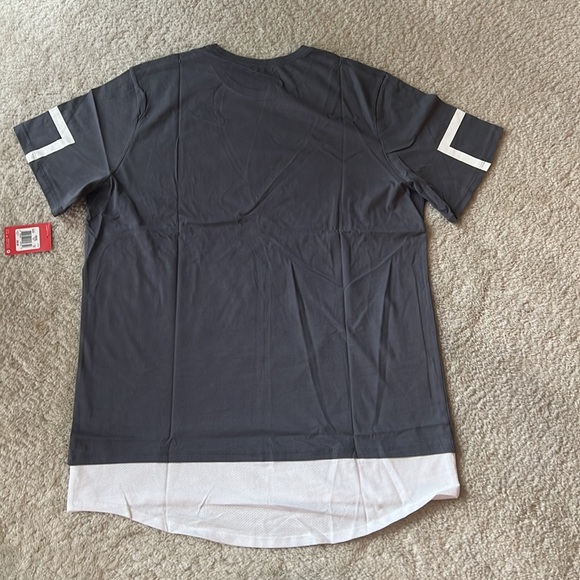 Men’s Nike Long Mesh Tail T—Shirt Gray XXL - Picture 7 of 7